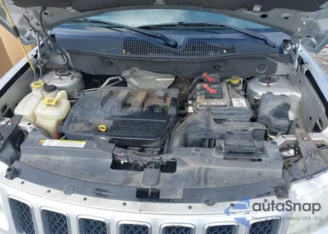 2011 Jeep Compass из США, поврежденный, VIN 1J4NT1FB7BD137499